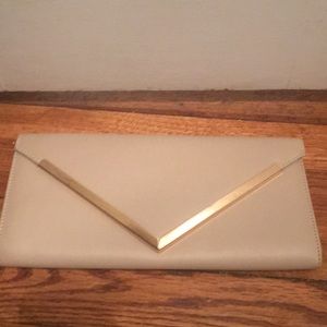 Aldo clutch